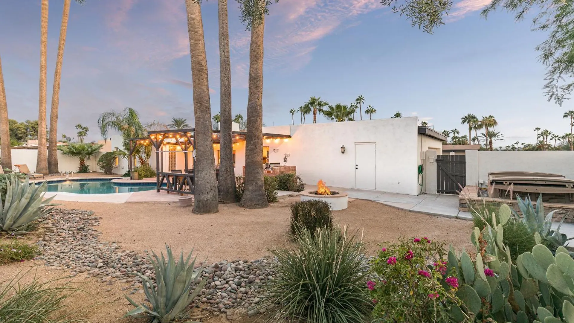 Holiday home Casa Voltaire By Porter Luxury Heated Pool Spa In Scottsdale Az United States